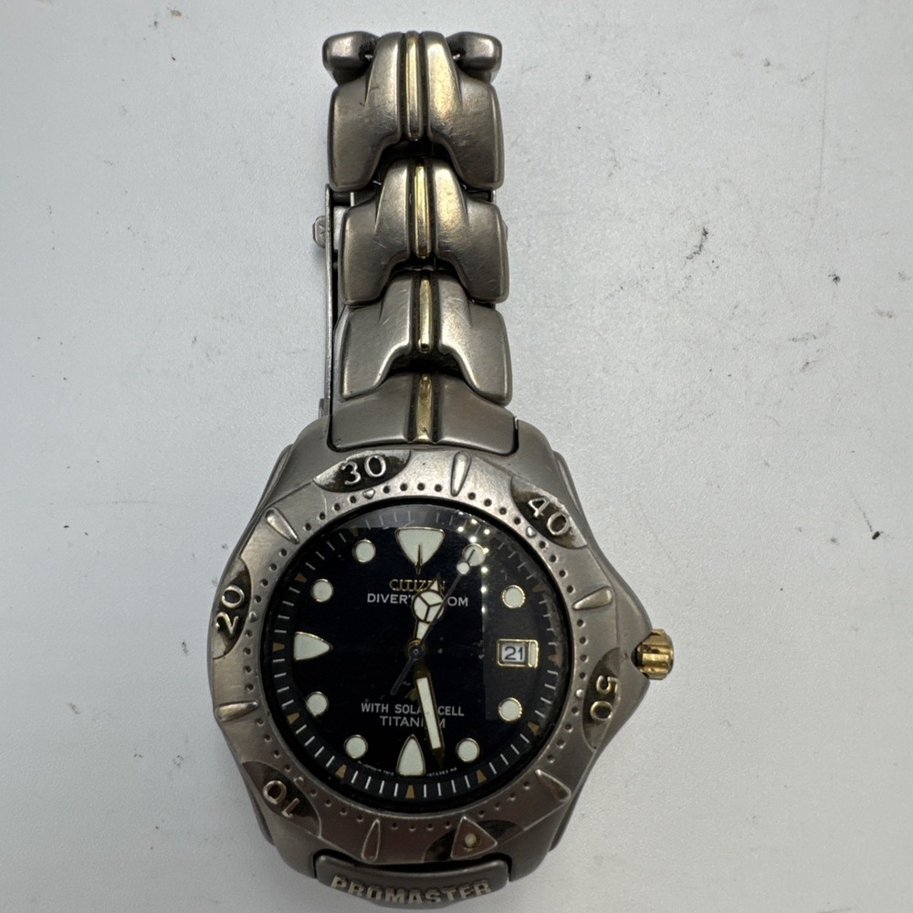 7817-571614 TA CITIZEN PROMASTER SOLAR TITANIUM WATCH